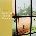 DOOR HET OOG VAN DE BURGEMEESTER 9789023011965 J. Pop, Verzenden, Gelezen, J. Pop