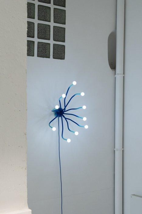 Vincent Decat - Wandlamp - Gips, Koper - Anemoonlamp, Antiek en Kunst, Curiosa en Brocante