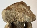 Extremely rare Antique African Ngbaka monkey statue - Congo., Antiek en Kunst, Kunst | Niet-Westerse kunst