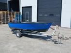 Toer boot met buitenboordmotor en trailer, Nieuw