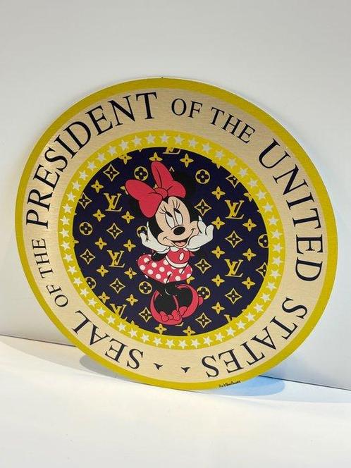 Rob VanMore - President Minnie X Louis Vuitton Circle - 50cm, Antiek en Kunst, Kunst | Schilderijen | Modern