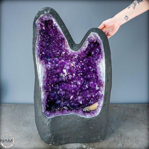 Natuurlijke zeer grote 84KG Amethist dubbele, Verzamelen, Mineralen en Fossielen