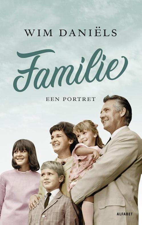 Familie 9789021340487 Wim Daniëls, Boeken, Literatuur, Zo goed als nieuw, Verzenden