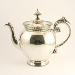 Decoratieve Antieke (1891) bij elkaar horende trekpot en, Antiek en Kunst