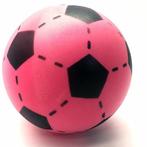 Foam Voetbal Roze (20cm) | Atabiano - Buitenspeelgoed, Nieuw, Verzenden
