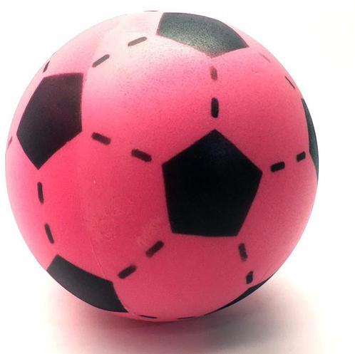 Foam Voetbal Roze (20cm) | Atabiano - Buitenspeelgoed, Sport en Fitness, Voetbal, Nieuw, Verzenden