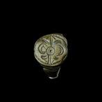 Middeleeuwen, kruisvaardersperiode Brons Ring met
