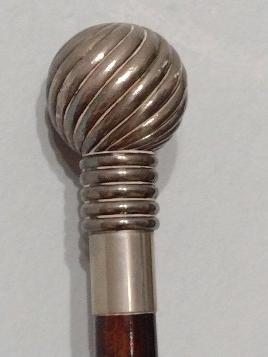 Wandelstok - hout-metaal gelamineerd met fineer, Antiek en Kunst, Antiek | Goud en Zilver