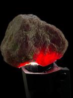 Robijn Ruw. Verbazingwekkende Mozambique Enorme Robijn, Verzamelen