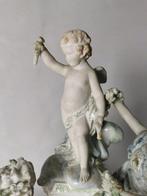 Beeld, Grande statuina in porcellana colorata in stile, Antiek en Kunst, Antiek | Glas en Kristal