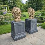 Beeld, NO RESERVE PRICE - Lion Heads on Pedestals - 107 cm -