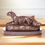 Barye - Figuur - Bronzefigur Löwin Barye Marmor sockel -