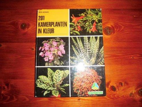 Tweehonderdeen kamerplanten in kleur 9789021003122, Boeken, Overige Boeken, Gelezen, Verzenden