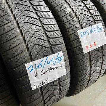 2 x Pirelli Sottozero 3 245-45-20 Winterbanden 4,5mm beschikbaar voor biedingen