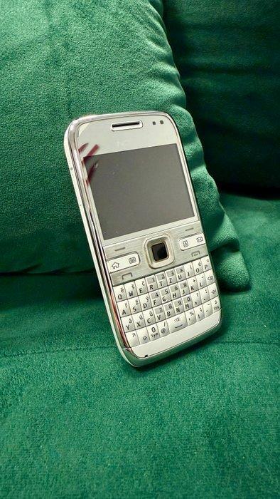 Nokia E72 White Edition - Mobiele telefoon - In originele, Spelcomputers en Games, Spelcomputers | Overige Accessoires