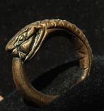 Brons, Boeddhistische ring van kracht en meditatie - Naga -