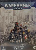 Adepta Sororitas Immolator (Warhammer 40.000 Nieuw), Hobby en Vrije tijd, Wargaming, Ophalen of Verzenden, Nieuw