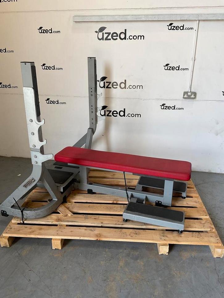 Technogym Selection Olympic Flat Bench, Sport en Fitness, Fitnessapparatuur, Gebruikt