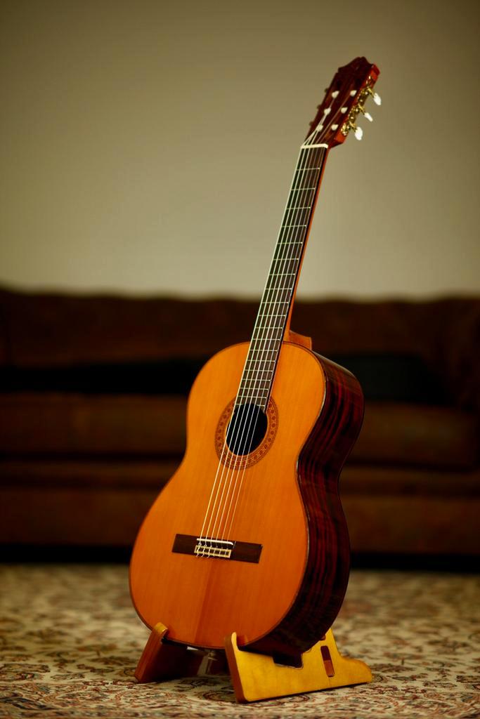 Suzuki SG324 Japan Hamamatsu ca.1960 | Natural, Muziek en Instrumenten, Snaarinstrumenten | Gitaren | Akoestisch