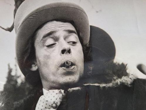 AFP - Jacques Brel, The Bar at the Crossing (French: Le bar, Verzamelen, Film en Tv
