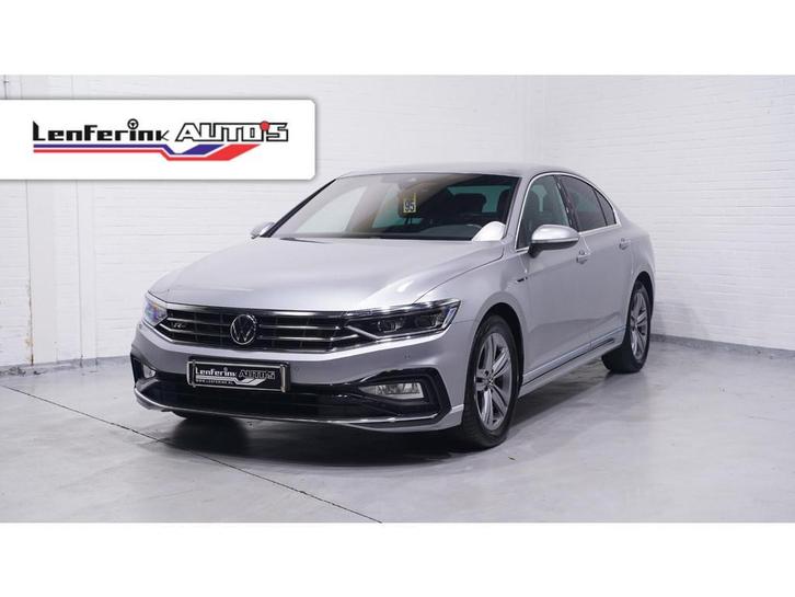 VW Passat 1.5 TSI R-Line 150pk DSG 1e Eig. NAP Rijklaar!, Auto's, Volkswagen, Origineel Nederlands, Onderhoudsboekje, Te koop