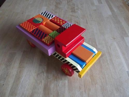 Vrachtauto geladen met blokken (Houten speelgoed, Speelgoed), Kinderen en Baby's, Speelgoed | Houten speelgoed, Duw- of Trekspeelgoed