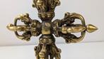 Dorje, of vajra in het Sanskriet, betekent diamant en
