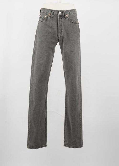 501 Regular Levis Jeans in Gray size 23/34, Kleding | Heren, Spijkerbroeken en Jeans, Ophalen of Verzenden