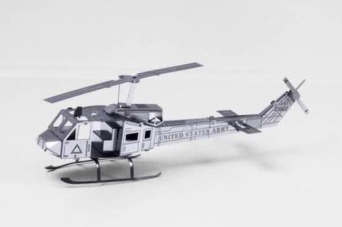 Metal earth Helikopter UH-1 Huey - 3D puzzel, Spelcomputers en Games, Games | Overige, Verzenden