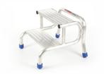 Opstapje - Opstap kruk - 2 treden - aluminium - 60x62x49 cm, Doe-het-zelf en Verbouw, Ladders en Trappen, Ophalen of Verzenden