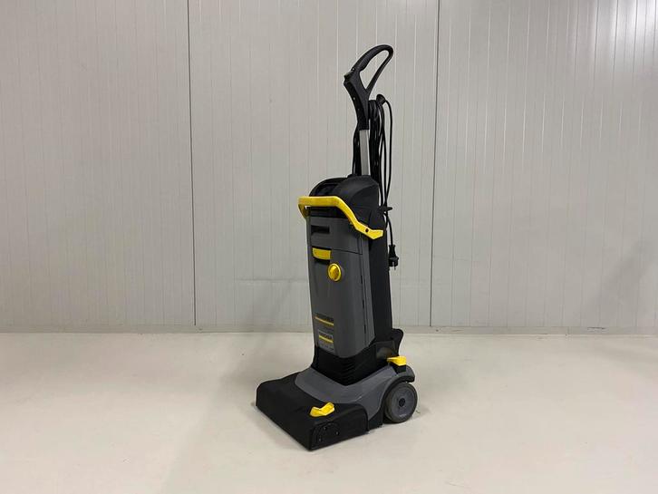 KARCHER SCHROBMACHINE BR 30/4 C 2022, Doe-het-zelf en Verbouw, Reinigingsmachines, Gebruikt, Ophalen of Verzenden