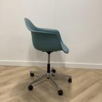 Tweedehands Vitra - Eames PACC stoel, draaibaar met wielen, Huis en Inrichting, Ophalen of Verzenden, Gebruikt, Stof, Eén