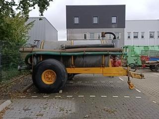 Vacuumtank beschikbaar voor biedingen