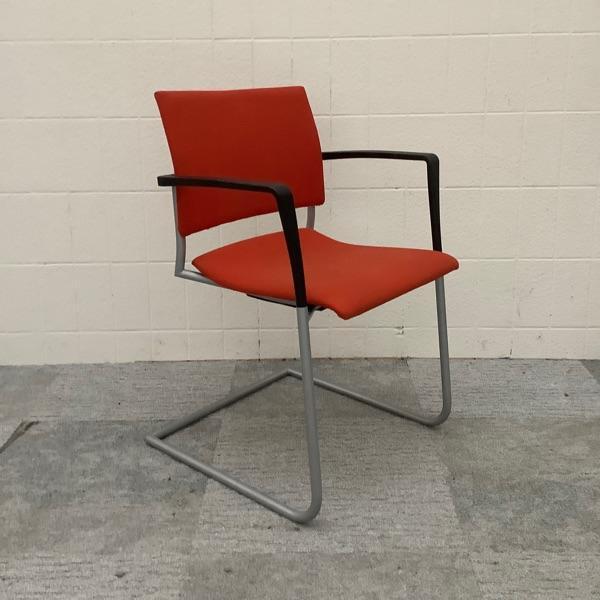 complete set 4x Vergaderstoelen Casala rode stoffering,, Huis en Inrichting, Stoelen, Gebruikt, Stof, Ophalen of Verzenden