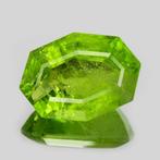 1 pcs  Geel, Groen Olivijn  - 13.95 ct - International, Sieraden, Tassen en Uiterlijk, Edelstenen, Nieuw