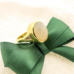 18 Krt. gouden ring met maansteen | Vintage (vintage ring), Sieraden, Tassen en Uiterlijk, Ringen, 18 tot 19, Gebruikt, Overige kleuren