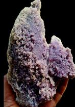 Geweldige paarse druif Chalcedoon Agaat Kristal op matrix -