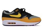 Nike Air Max 1 Dark Stucco Vivid Sulfur • 42.5, Ophalen of Verzenden, Nieuw, Nike, Sneakers of Gympen