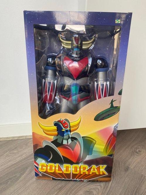 HL PRO - Beeldje - Plastic, Antiek en Kunst, Antiek | Overige Antiek
