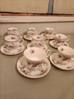 Royal Albert - Staffordshire Elizabethan - Kop en schotel, Antiek en Kunst