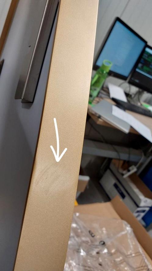 Ben Organische spiegel van €389.00 voor €245.07, Huis en Inrichting, Woonaccessoires | Spiegels, Nieuw, Ophalen of Verzenden