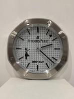 ArtPej - Horloge XL AP Feat Banksy