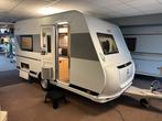 LMC Style 400F.  Klapbed, Ruime zit, 1300kg .   Zondags open, Caravans en Kamperen, Caravans, Tot en met 2, 750 - 1000 kg, 4 tot 5 meter