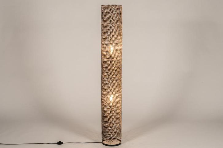 Rietveld Vloerlampen - Zwart, Naturel - Rotan, Huis en Inrichting, Lampen | Vloerlampen, Verzenden