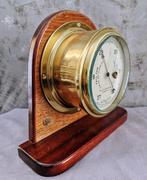 Lilley & Reynolds Ltd Aneroid barometer - Glas, Hout,