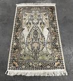 Vloerkleed - 126 cm - 80 cm - Kasjmir zijde, Nieuw