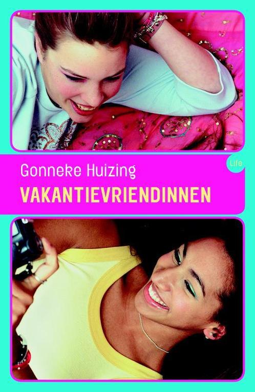 Vakantievriendinnen / L.I.F.E. 9789025110901 Gonneke Huizing, Boeken, Kinderboeken | Jeugd | 13 jaar en ouder, Gelezen, Verzenden