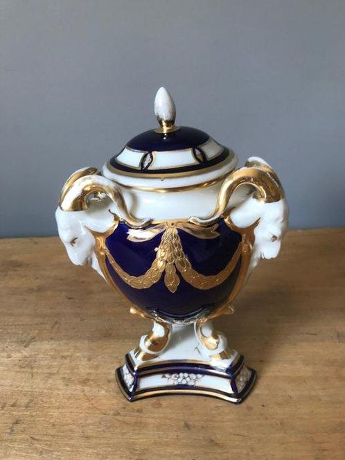 Royal Dux Porzellan-Manufaktur - dekselvaas - Porselein -, Antiek en Kunst, Antiek | Glas en Kristal
