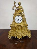 Slingerklok - - Verguld brons - 1800-1850, Antiek en Kunst