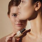 Sisley Phyto-Teint Perfection Foundation 3W2 Hazel, Sieraden, Tassen en Uiterlijk, Uiterlijk | Cosmetica en Make-up, Verzenden